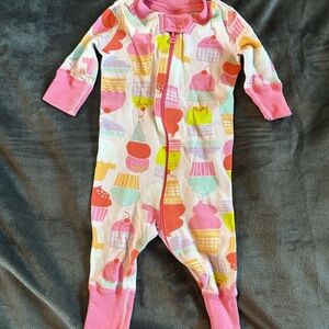 Hanna Andersson Pink and Cream Cupcake Open Feet PJs